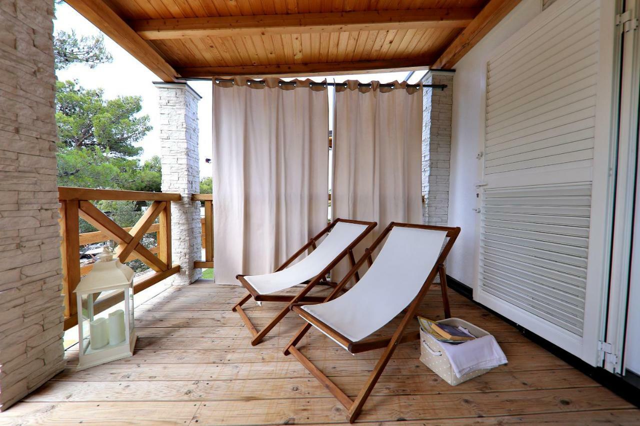 Camp Lostura Slanica มูร์แตร์ ภายนอก รูปภาพ